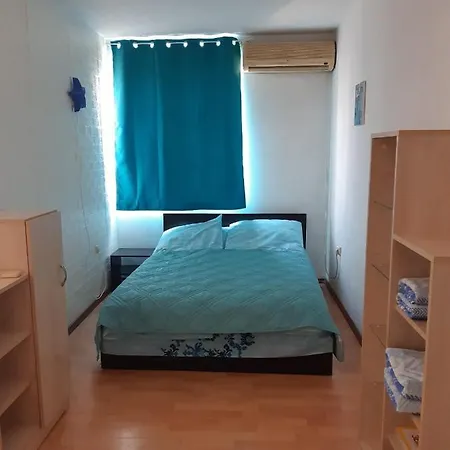 City Studio Amigo Апартаменты